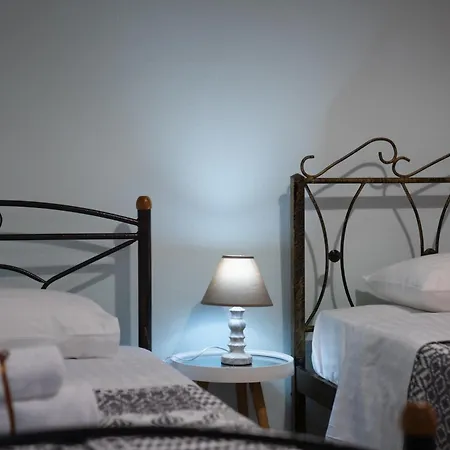 Xrysa's House * Aridaia