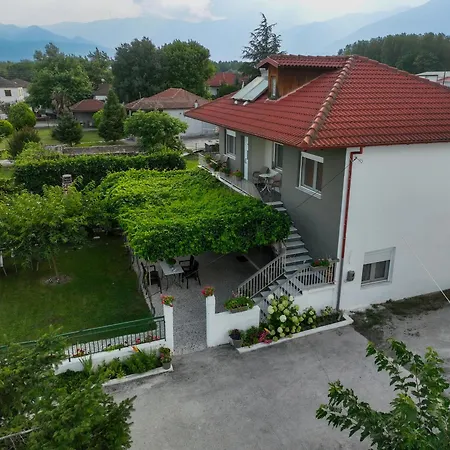 Xrysa's House Apartment