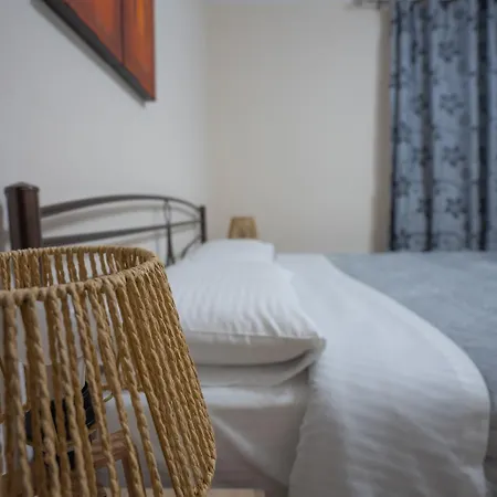 Daire Xrysa's House *