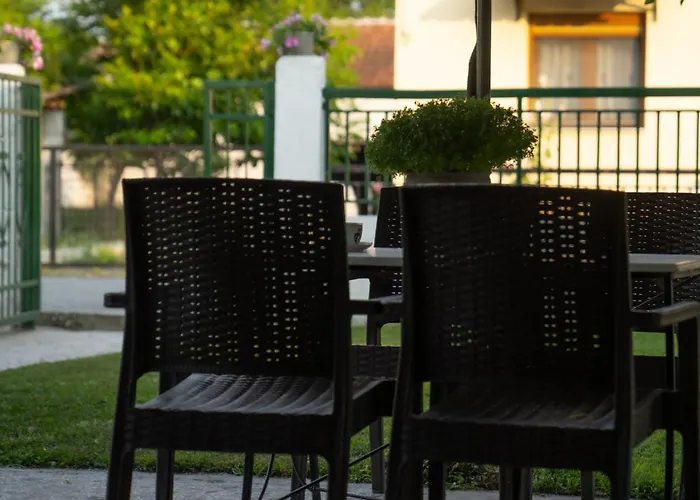 Xrysa's House Appartement Aridaía